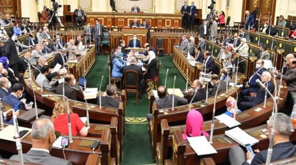 #البرلمان_المصري يوافق على تعديل حكومي شمل 13 وزيرًا
