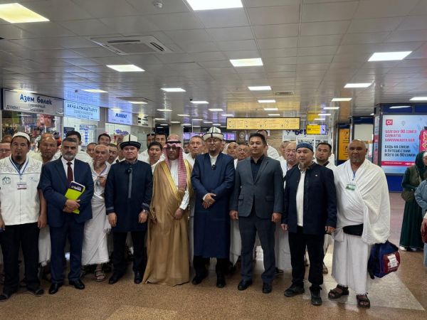 السفير السعودي يودع أول فوج من حجاج الجمهورية القرغيزيةالمتجهين إلى المشاعر المقدسة