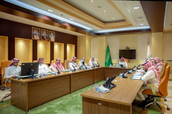 رئيس جامعة القصيم يرأس اجتماع مجلس إدارة المدينة الطبية