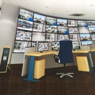 بلدية #محايل تُطلق غرفة عمليات بـ36 شاشة مراقبة