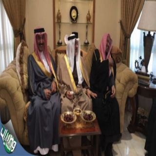 بحضور الامير عبدالعزيز بن جلوي والبراك  الشيخ احمد البوعلي يكرم د سعد البريك