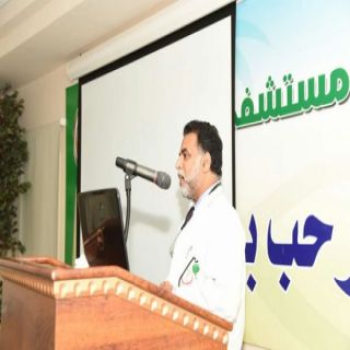 مدير مستشفى #بلجرشي يُدشن المعرض التوعوي "أوقفوا جائحة السكري"