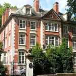  أمير خليجي يعرض منزله في لندن للبيع بمبلغ 154 مليون دولار