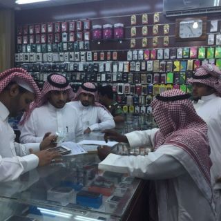 التجارة :ضبط 500 مخالفة في حملة على المتسترين في قطاع الاتصالات خلال أسبوع