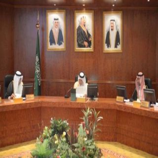 أمير مكة يرأس اجتماع لجنة الحج المركزية