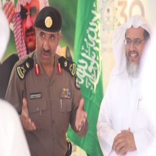 في زيارته لخيمة أبها الدعوية مُدير شرطة عسير يُثني على القائمين عليها