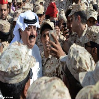 شاهد بالصور متعب بن عبد الله  يستقبل إحدى قوات الحرس الوطني بعد مُشاركتهم في #الحد_الجنوبي