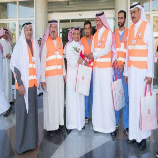 مستشفى الأمير مشاري ببلجرشي يُشارك الهلال الأحمر فعاليات اليوم العالمي للتطوع
