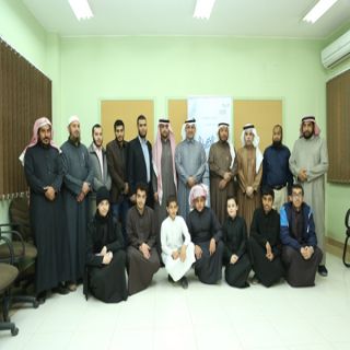 مدير #تعليم_البكيرية يدشن مسابقة (تدبر)