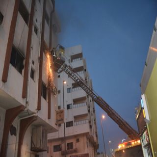 مدني #تبوك يُنقذ 21 شخصاً من جنسيات عربية في حريق بحي المهرجان