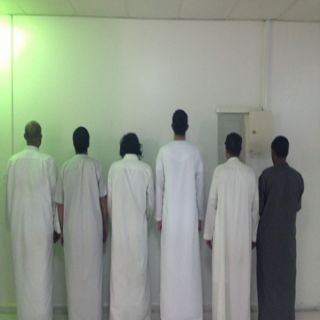 تحريات شرطة #الرياض توقع بـ5 مواطنين ومغربي أقروا بإرتكاب(16)حادثة سرقة