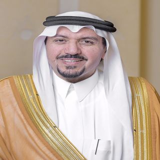 أمير القصيم يثمن جهود مدير الخطوط السعودية بتسيير رحلتين للطائف