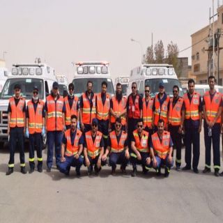 منسوبي هلال #الحدود_الشمالية يُشاركون بمبلغ مالي في حملة رعاية سُجناء الحدود الشمالية