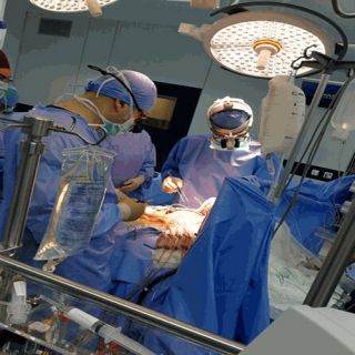 نجاح أول عملية جراحية لقلب طفل مفتوح في ولادة #بريدة