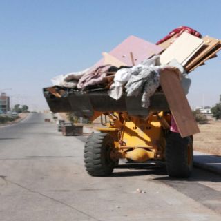 بلدية محافظة طريف تكثف النظافة  داخل الاحياء ‎