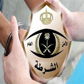 ضبط شخص من جنسية عربية مُتهم بسرقة 5 مركبات وحقائب نسائية في #جدة