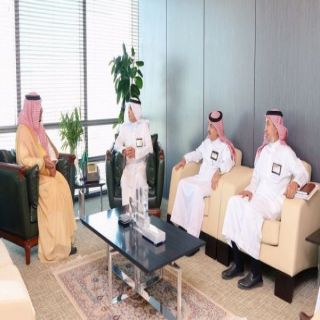 نائب أمير عسير يناقش مع رئيس شركة الكهرباء مشروعات الطاقة الكهربائية في عسير