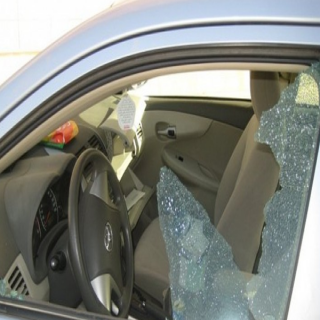 شرطة الرياض توقع بـ 5 مواطنين أقروا بإرتكاب 90 حالة سرقة وتكسير مركبات