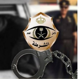 تحريات شرطة الرياض توقع بـ4 أشخاص بينهم مواطن بتُهمة سرقة المركبات وتفكيكها