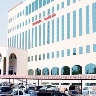 جراحة تجميليه ناجحة للأضرار الناتجة عن مرض السرطان بمستشفى الملك فهد بـ #جدة