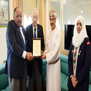 الاتحاد العربي لرواد الكشافة يبحث أوجه التعاون مع كشافة سلطنة عمان