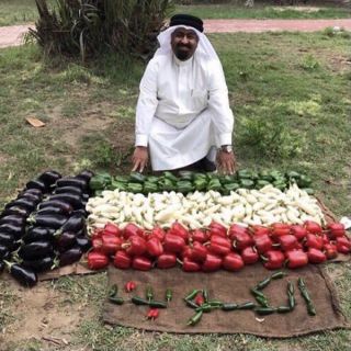 مواطن بحريني يُشارك #الكويت فرحة عيدها الوطني بطريقته الخاصة