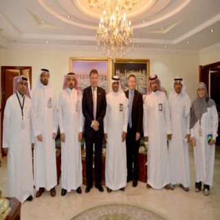 القنصل الامريكي يزور صحة جدة ويناقش سبل التعاون.