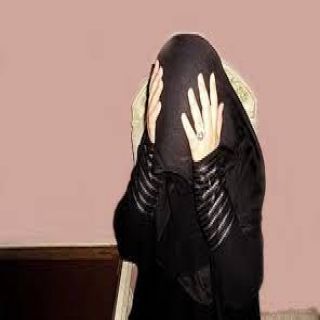 تنتظر عودة زوجها من السفر بحفلة استقبال .. ثم تطلب الطلاق تعرف على الاسباب