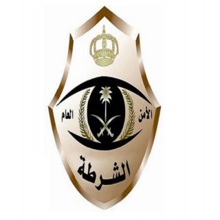شرطة الرياض توقع بمواطنين متورطين في نشل وخطف الحقائب النسائية