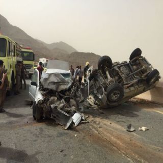 وفاتين وإصابة في حادث تصادم بطريق الحجرة في #الباحة