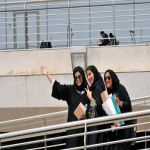 منع غير المحجبات من دخول المدارس في السعودية