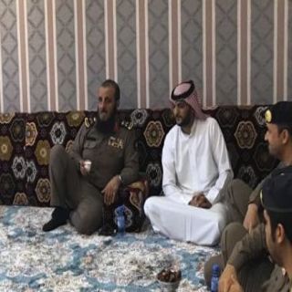 مُدير الدفاع المدني في #الشمالية يزور سلطان العنزي في منزله