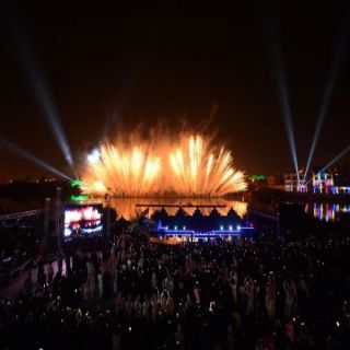 #مهرجان_أبها_يجمعنا يُطلق عروض الضوء والصوت اليومية