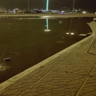 شاهد تجمع المياه يثير إستياء مرتادي شارع الفن في #المجاردة