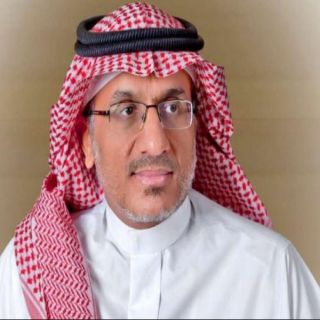 رئيس هيئة الهلال الأحمر يعتمد ترقية 21 موظفا من المشمولين باللائحة الصحية