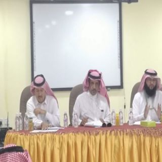 المجلس الاستشاري  بالقطاع الصحي بمحافظة بارق  يعقد اول اجتماعاته