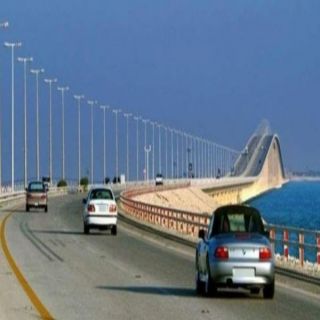 مواطنة بحالة غير طبيعية تعتدي على موظفة جمرك جسر الملك فهد