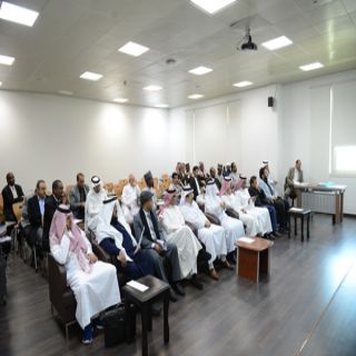 العلوم الإنسانية بـ #جامعة_الملك_خالد تحتفي باليوم العالمي للشعر