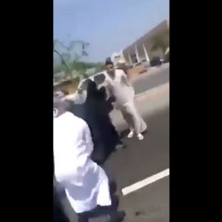 شرطة #مكة تقبض على مواطنين اعتدوا على آخر وبرفقته زوجته