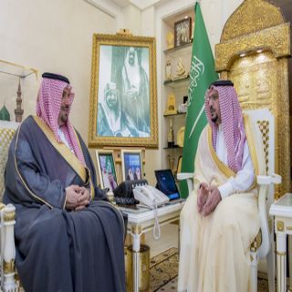 أمير منطقة القصيم يلتقي مدير ميدان الملك سعود للفروسية بمناسبةرفع تصنيف الميدان لفئة " أ "