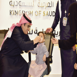 مُدير عام #صحة_عسير يُدشن الحملة الوطنية ضد شلل الأطفال
