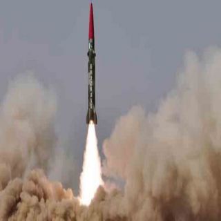 باكستان تختبر صاروخ باليستي قادر على حمل رأس نووي