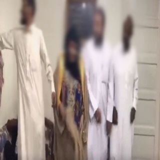فيديو عائلة سعودية تؤدي رقصة فولكلورية يحصد أكثر من نصف مليون مشاهدة