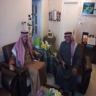 السفير السعودي في الأردن يُطمئن على صحة المذيع غالب كامل