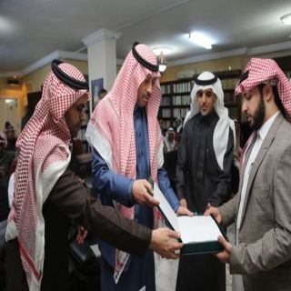 سفير المملكة لدى الأردن يلتقي الطلبة السعوديين