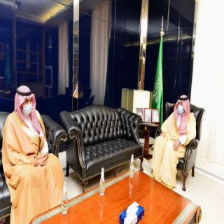 سمو أمير حائل يستقبل رئيس الجامعة