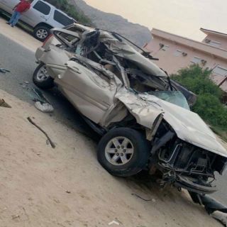 نجاة قائد مركبة اصطدم بمعدة على طريق وادي الخير #تنومة