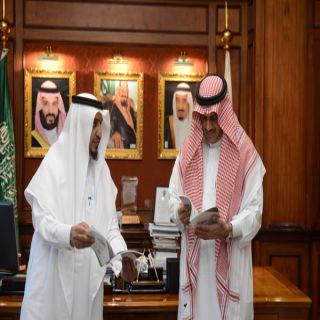 رئيس #جامعة_الملك_خالد يستقبل أعضاء مجلس إدارة الجمعية السعودية للمعلم "جسم"