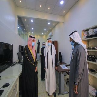 محافظ #البكيرية يزور إدارة التعليم  ويطلع على جهود  #التعليم_عن_بعد