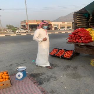 #بلدية_بارق تتعقب الباعة الجائلين في ثلوث المنظر